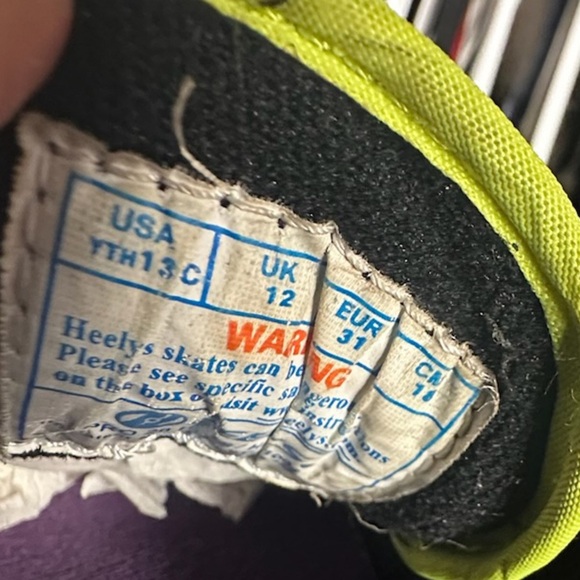 Heelys Black Neon Fire Creative Heel Sneakers - Picture 8 of 8